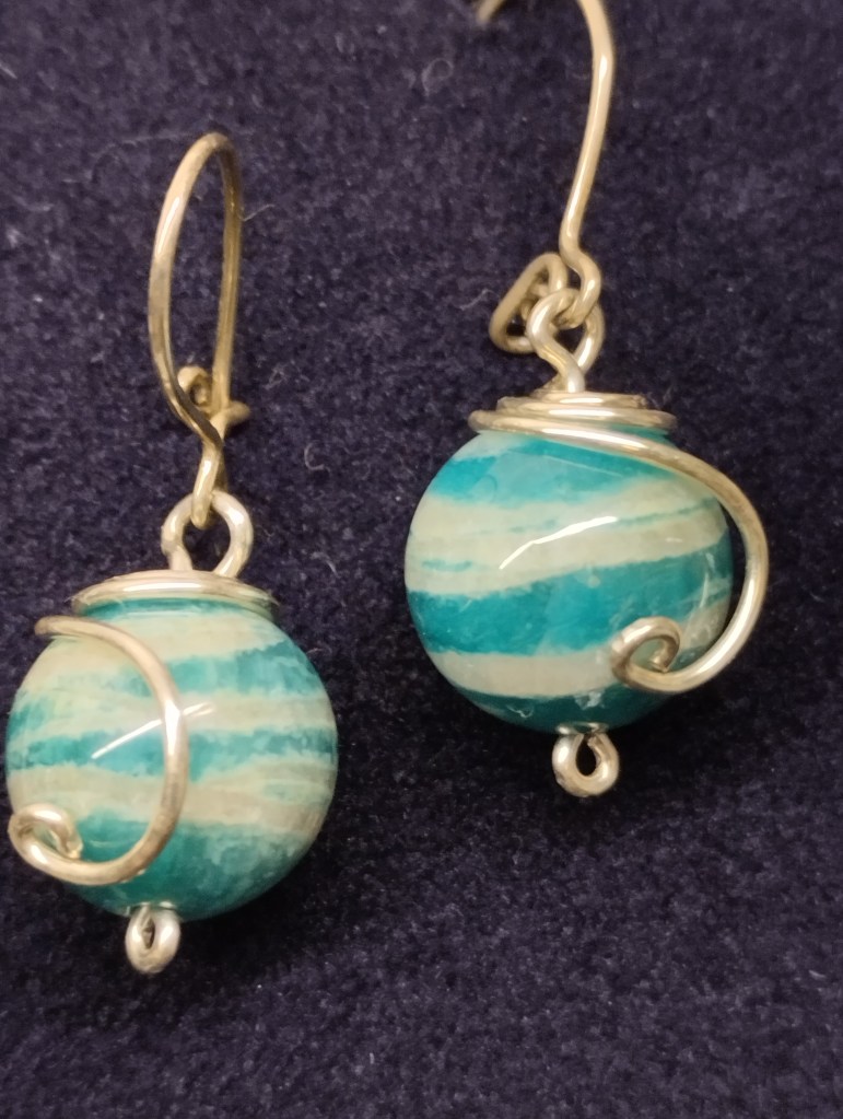 10mm Amatsoniitit pyöritetty Pampulaksi hopealla